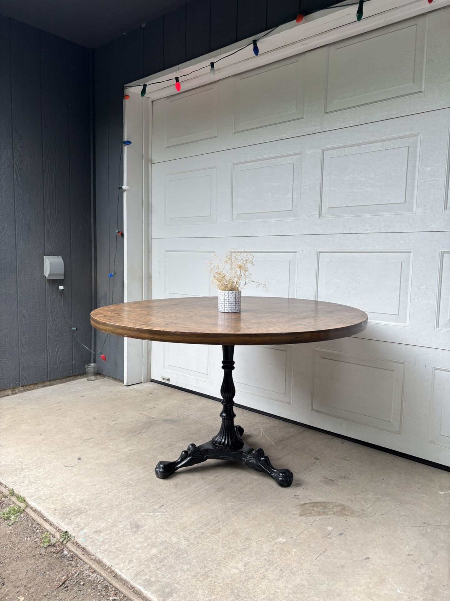 Vintage Cast Iron Round Speakeasy Dining Table •FREE DELIVERY•