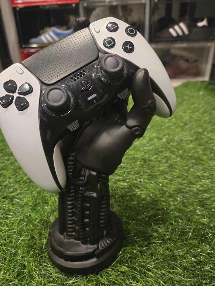 Robot Hand Game Controller Display Stand Holder For PlayStation PS5 Xbox
