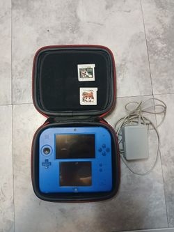 Nintendo 2DS Blue with Case, Charger