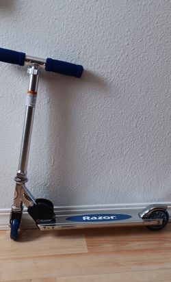 Razor Scooters ( New )