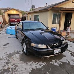 2001 Ford Mustang