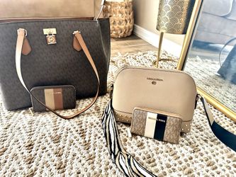 Mk Purse And Wallet