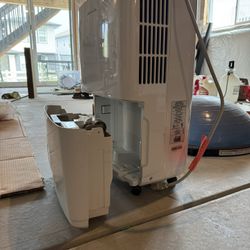 Dehumidifier 