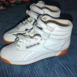 Reebok Freestyle Hi Pride Sneaker 