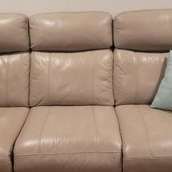 Reclining Leather Couch & Chairs 
