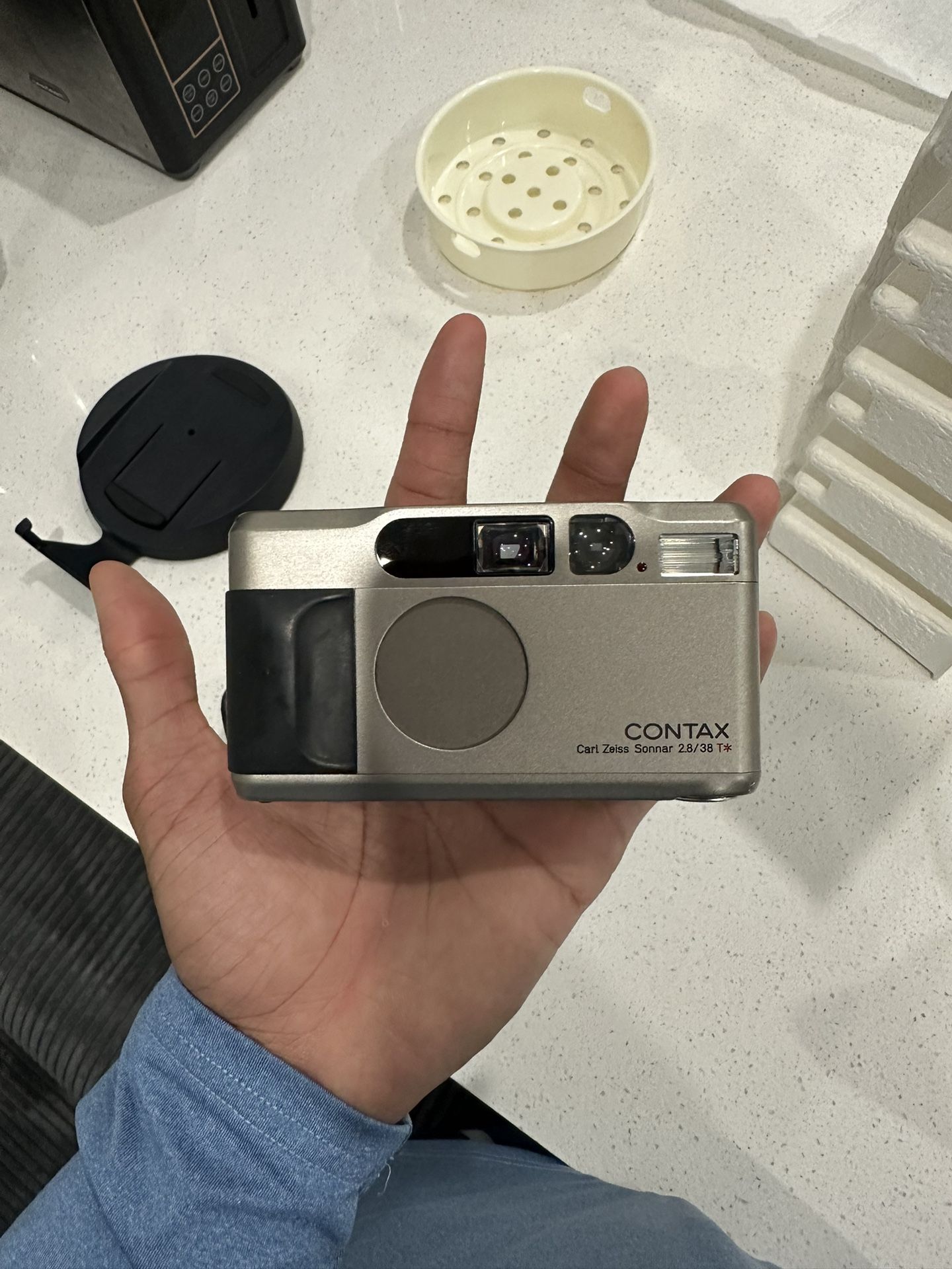 Contax T2