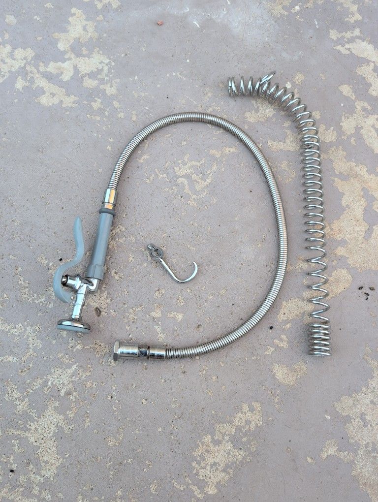 T&S Brass B-1412 Pre-Rinse Spray Assembly