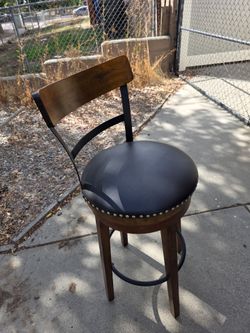 High bar chair