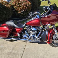 2016 Harley-Davidson Road Glide Special