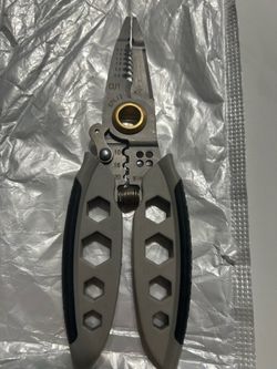 1pc Wire Strippers For Electricians, 7-Inch Multipurpose Wire Stripper,