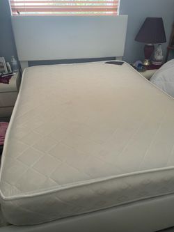 Full size bed with mattress