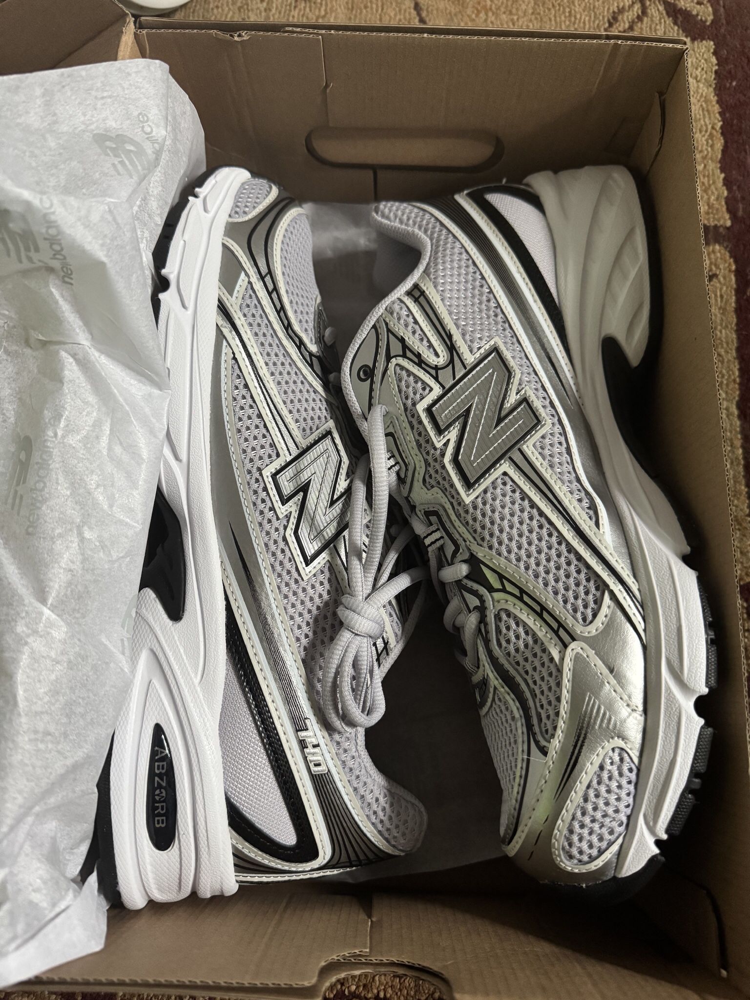 New Balance 740 Shoes NEW