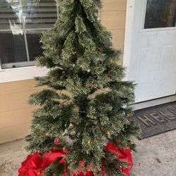 6ft Christmas Tree With Lights 