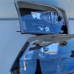 09-18 Ram Headlights Luces Micas Calaveras Faros Faroles
