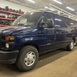 2010 Ford E-350