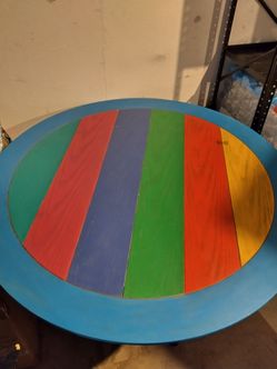 Good multi-purpose rainbow colored crafting table