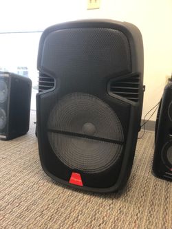 15 inch rechargeable Bluetooth speaker/aux/fm/USB and SD port/microphone for karaoke/brand new!!