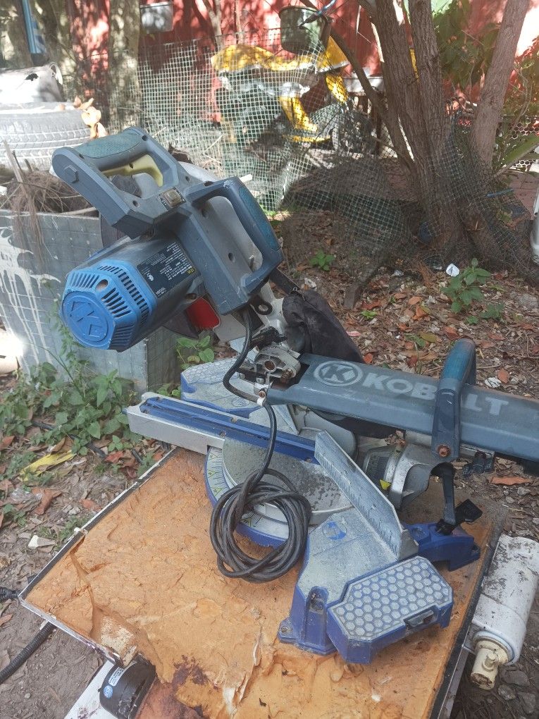 Kobalt Saw 10in