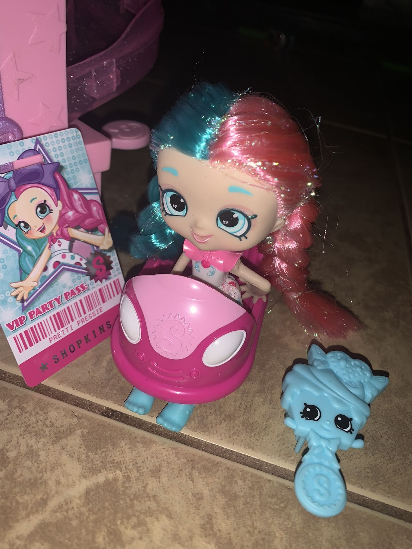 Shopkins Doll And Set 