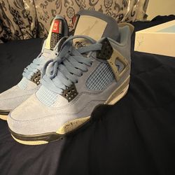 Jordan 4 University Blues Size 8.5