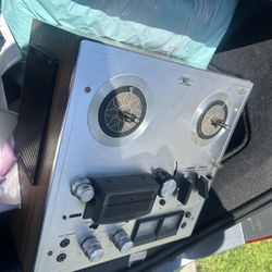 Vintage Tape Recorder (really Good Condition)