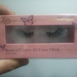 Eyelashes 
