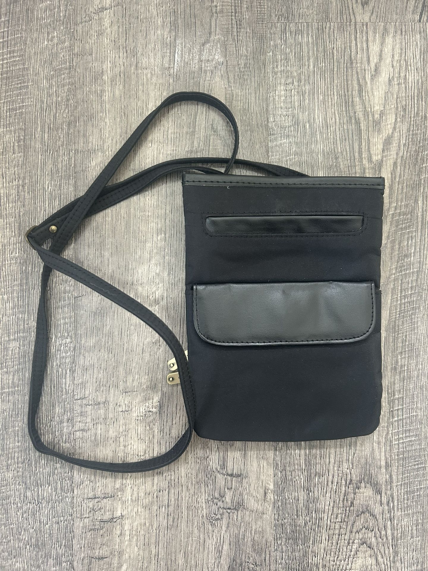 Travelon Anti Theft Crossbody