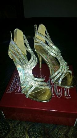ESTILLETOS HEELS N HEELS