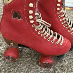 Moxi Skates Size 7