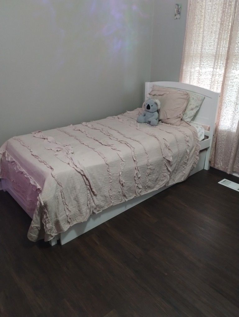 Trundle Twin Bed