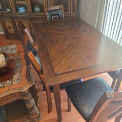 Nice wood Dinette Set 
