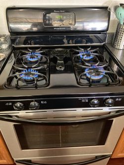 Stove/Oven Works Great - Black & Stainless Steel