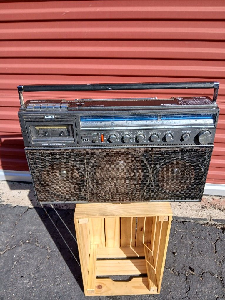 Magnavox D8443 Boombox