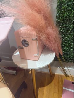 Frigidaire Pink