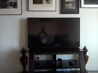 Insignia 50inch smart TV