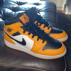 Jordan 1 Size 6Y