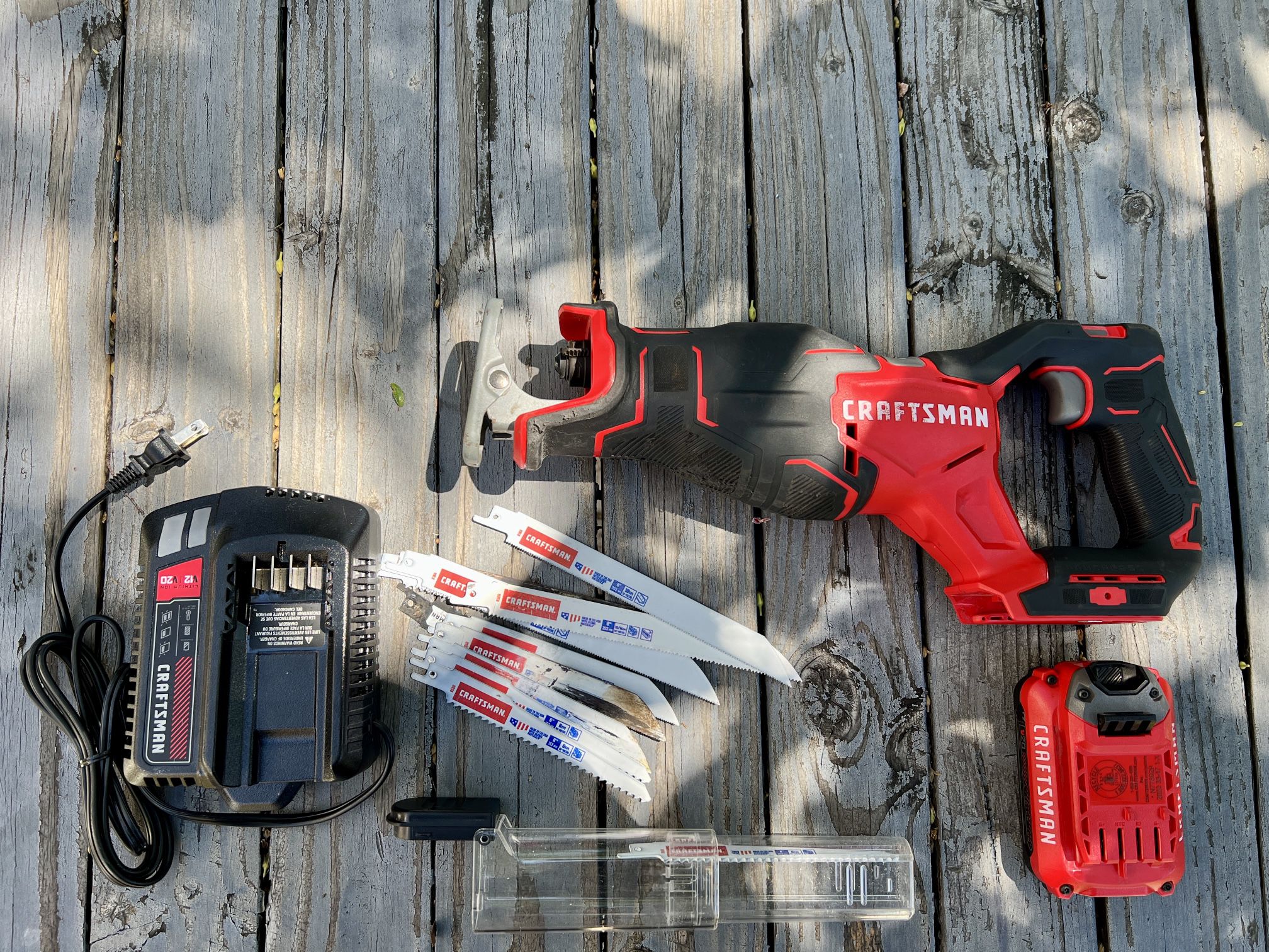 Craftsman BRUSHLESS Reciprocating Saw - Rechargeable BATTERY 