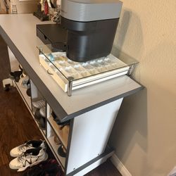 One Table And Air-frier 