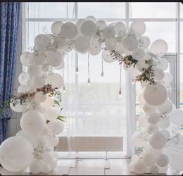 White Backdrop Arc 8.5ft