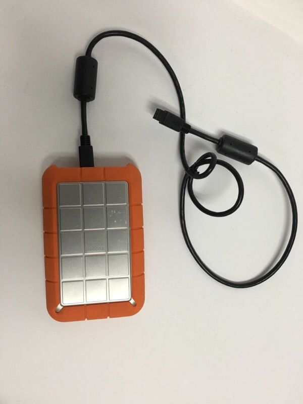Lacie 500GB Rugged travel drive