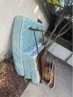 Free mattresses and bed frames