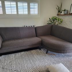 Sectional Sofa