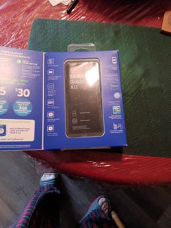 Samsung Galaxy, a 12 phone.