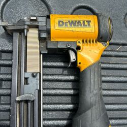 Pistola
