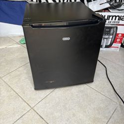 Mini Fridge Refrigerator 