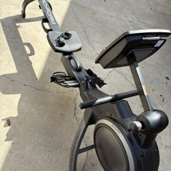 Rowing machine pro-form