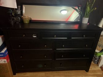 Black Wooden Dresser
