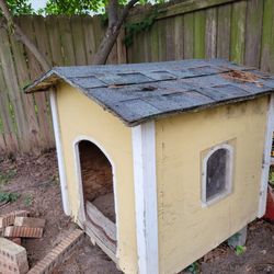 FREE Dog House