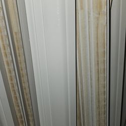Moulding 2-1/2" 7 and 8 feet long over 100 available $1/ft