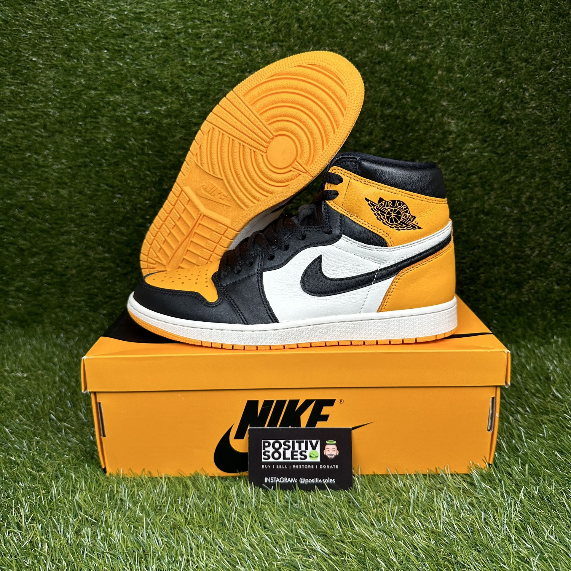 Air Jordan 1 High Yellow Toe 